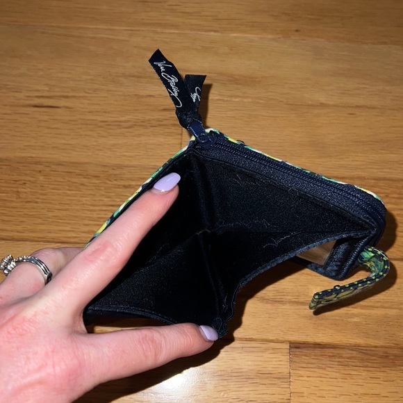 Vera Bradley Daisy Daisy green and blue geometric wallet - Picture 4 of 5